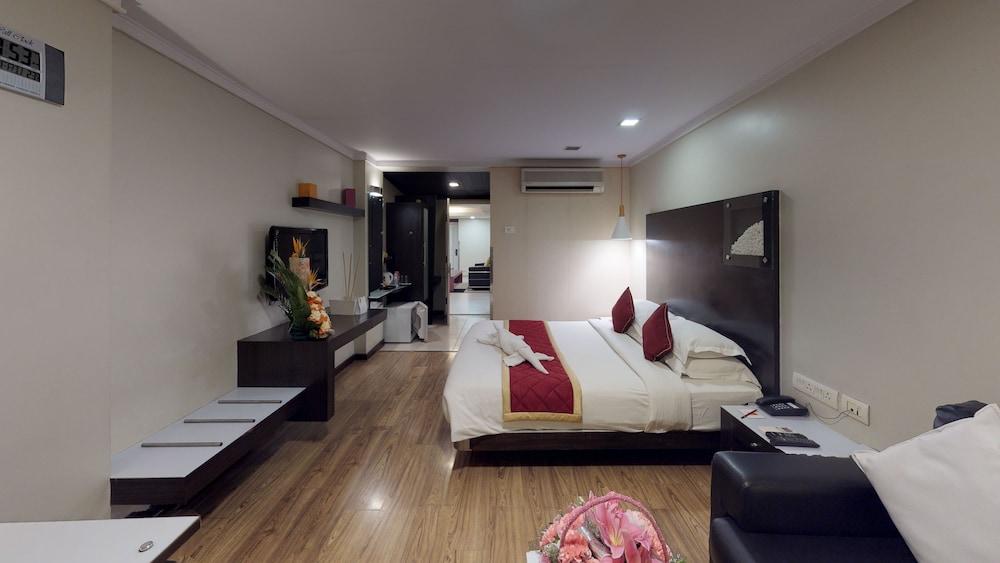 37Th Crescent Hotel Bengaluru Екстер'єр фото